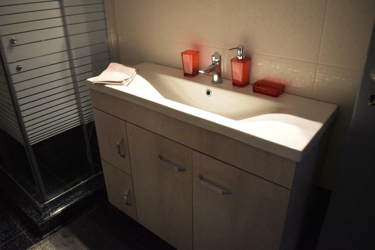 Katzen Room By The Metro Atena Exterior foto